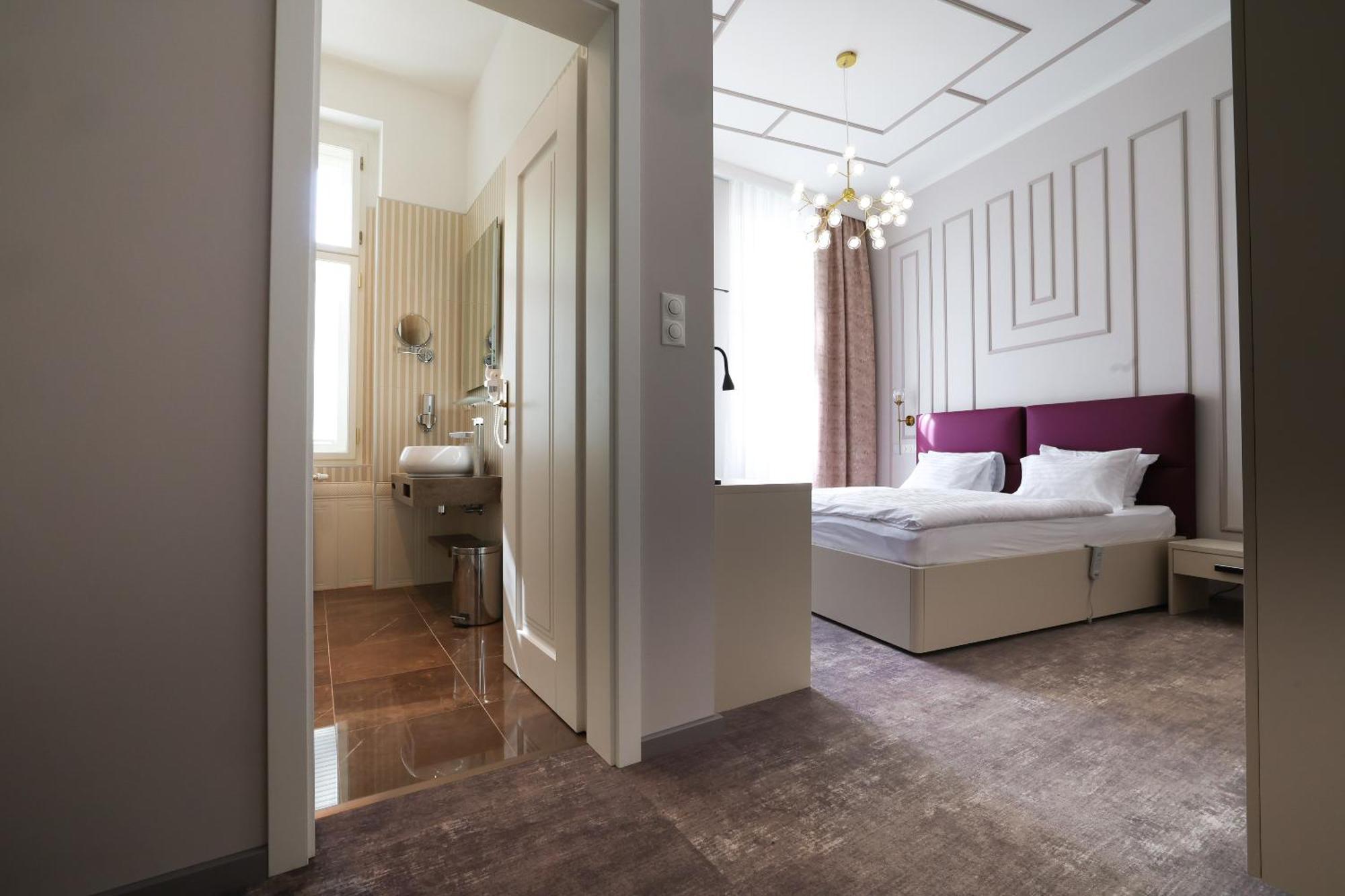 Boutique Hotel Ambiente ****+ Karlovy Vary Exteriér fotografie